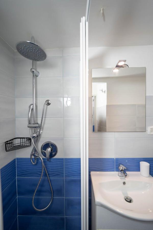 Cosmea By Dimorra Apartment Napoli Bagian luar foto