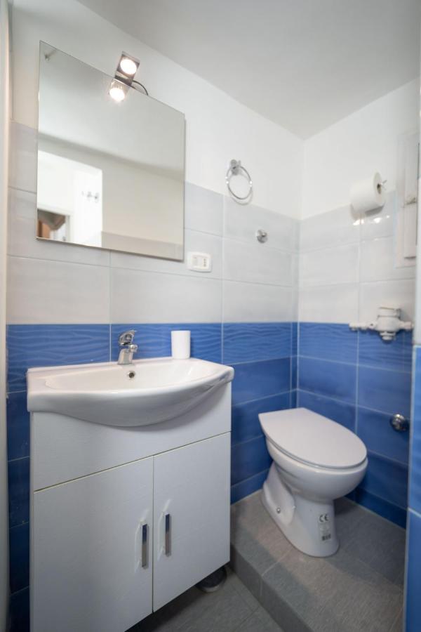 Cosmea By Dimorra Apartment Napoli Bagian luar foto